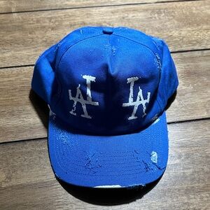 HOLIDAY BRAND LA* HAT
Classic Blue Relief Wildfire